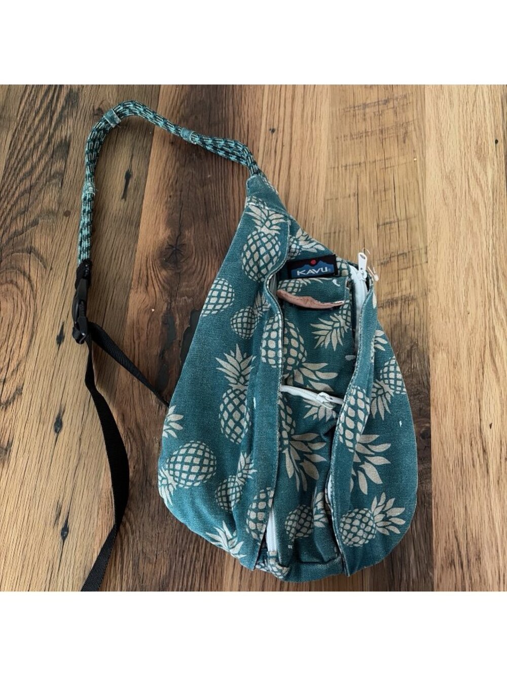 KAVU Rope Sling Bag teal color, pineapple Crossbody Backpack